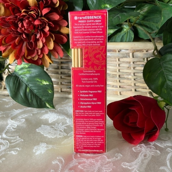 Rare Essence “LOVE” Reed Aromatic Diffuser - Picture 4 of 7